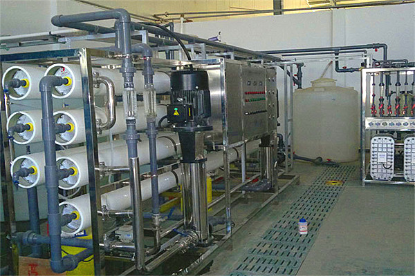 汽車(chē)芯片純水,超純水設(shè)備,純水制造